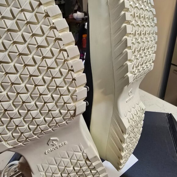 Converse Chuck Taylor All Star Lugged 2.0 High Dark Smoke Grey Size 10 Mens NEW - Picture 7 of 12